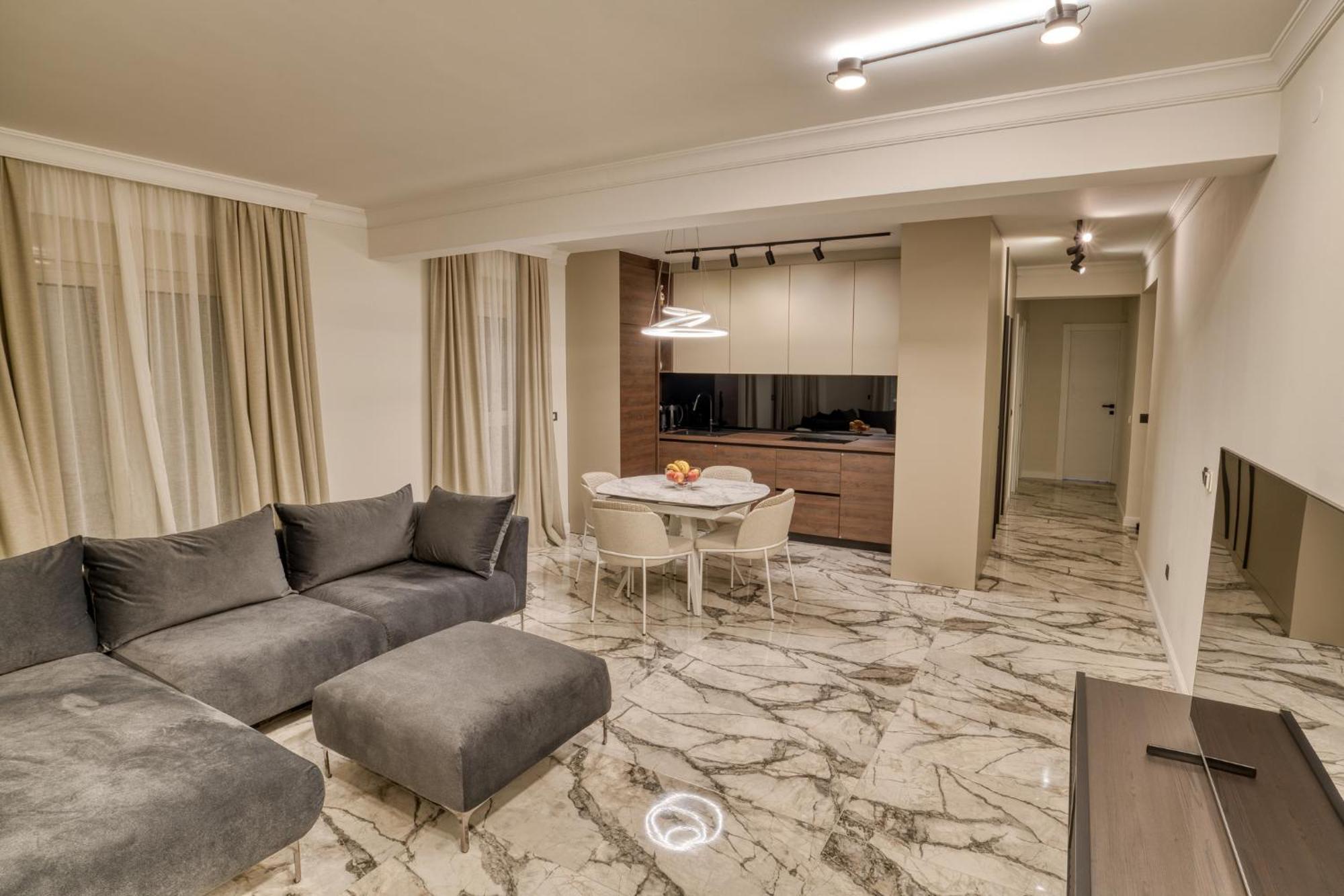 Ap Royal Oak - 2 Bedroom Apartment In Budva Exterior foto