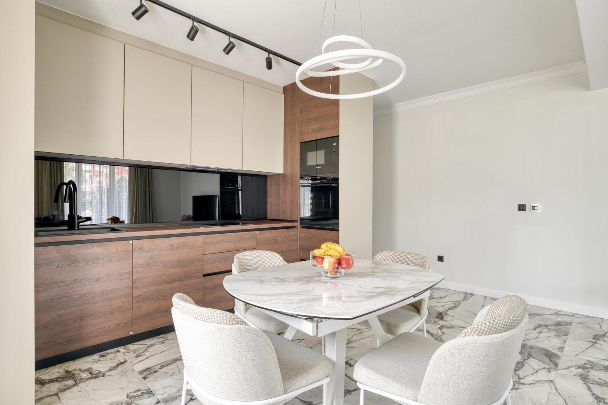 Ap Royal Oak - 2 Bedroom Apartment In Budva Exterior foto